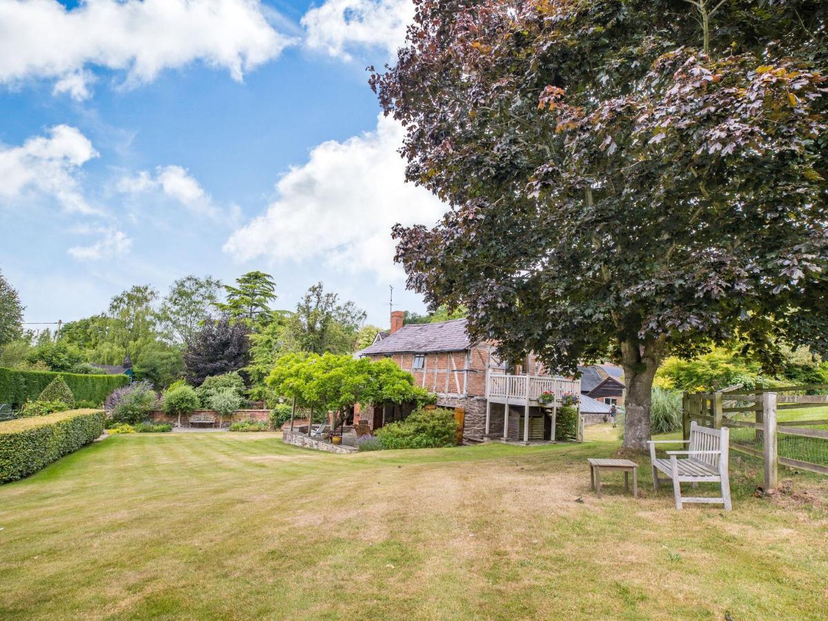 The Cider Mill Villa Kings Pyon Exteriör bild